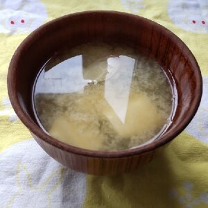 絹豆腐とミョウガのお味噌汁